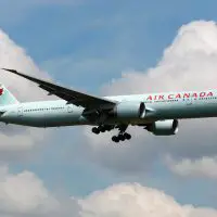 air canada jet flying